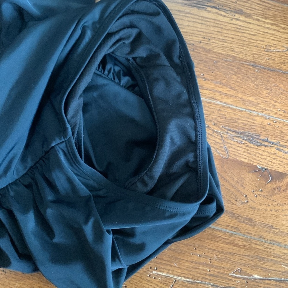 Hilor Women's One Piece Swimsuit Asymmetric Black Ruffle One Shoulder Size 14 - Picture 7 of 9